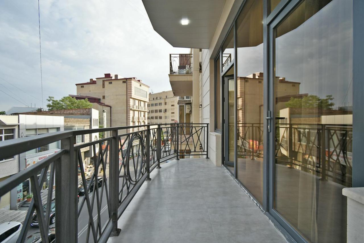 New Apartment In Yerevan City Center Екстериор снимка
